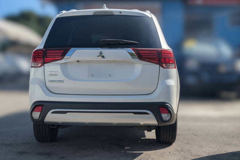 2020 Mitsubishi Outlander SEL