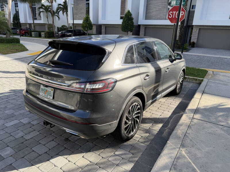 2019 Lincoln Nautilus Reserve