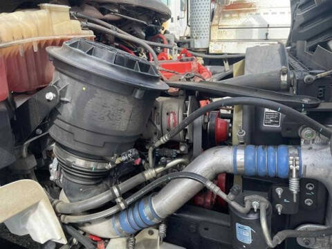 2018 Freightliner M2 106