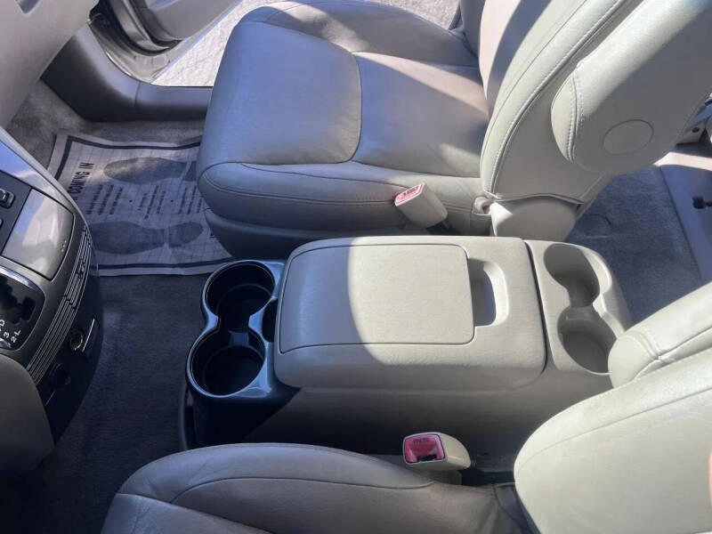 2005 Toyota Sienna XLE Limited 7 Passenger