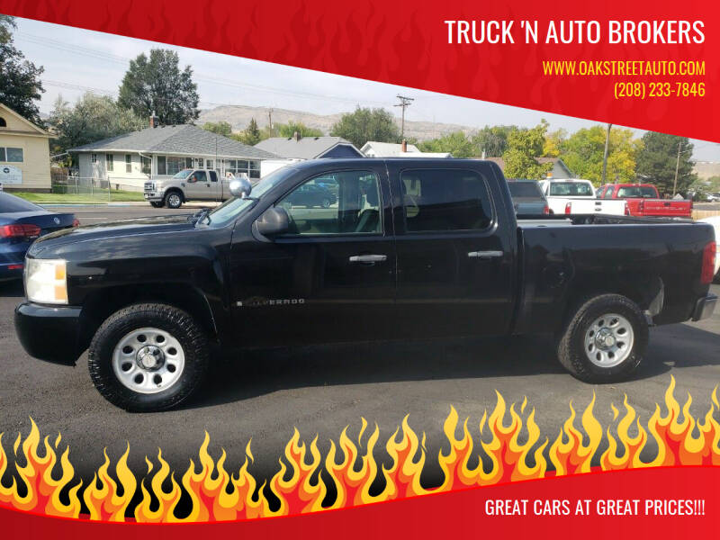 2007 Chevrolet Silverado 1500 for sale at Oak Street Auto DBA Truck 'N Auto Brokers in Pocatello ID