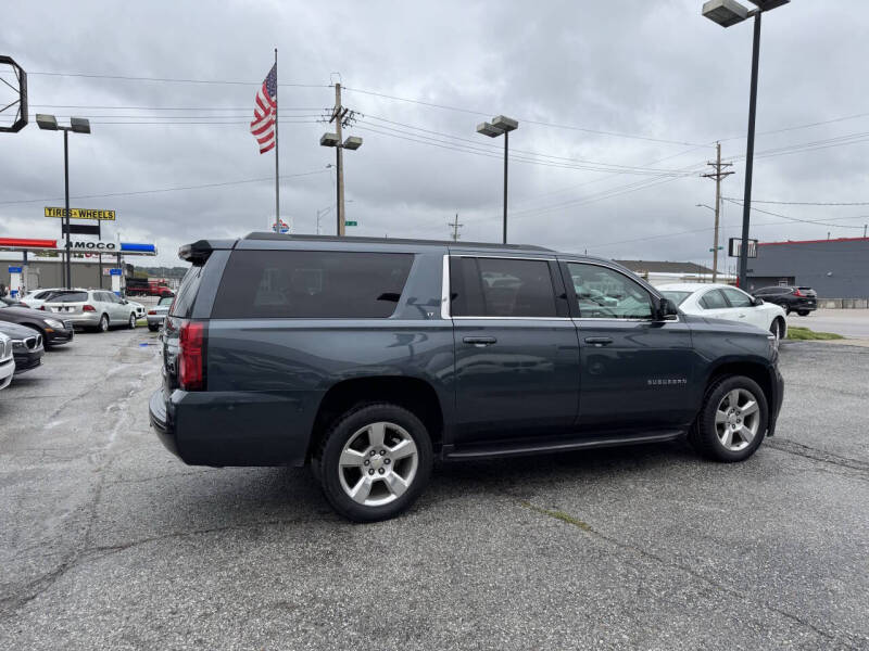 2020 Chevrolet Suburban LT