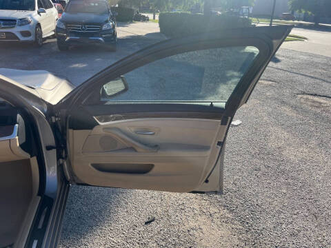 2013 BMW 5 Series 528i xDrive