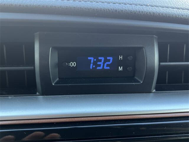 2015 Toyota Corolla LE