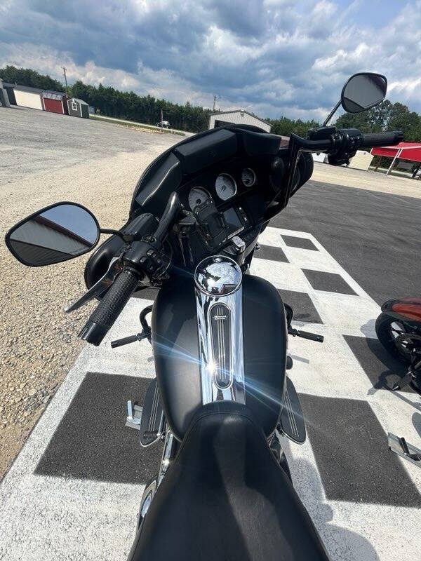 2017 Harley-Davidson Street Glide