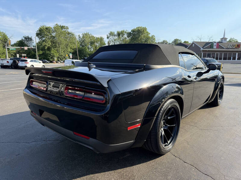 2023 Dodge Challenger SRT - Photo 8