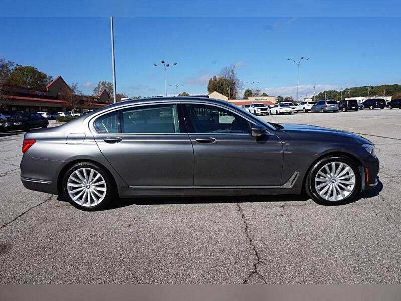 2017 BMW 7 Series 740i