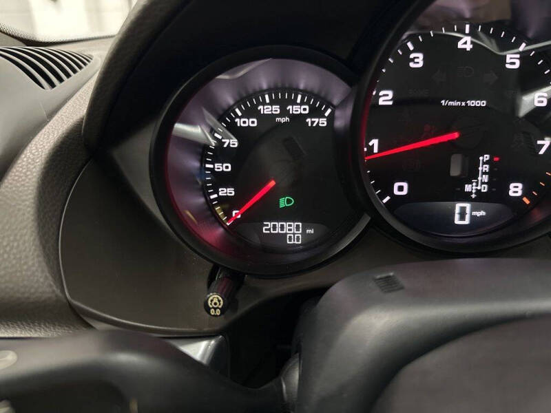 2019 Porsche 718 Cayman