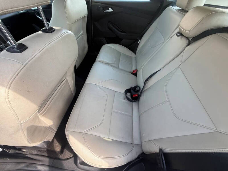 2017 Ford Focus Titanium