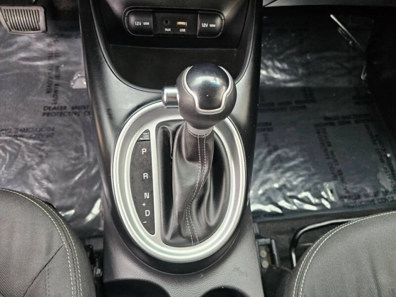 2019 Kia Soul +