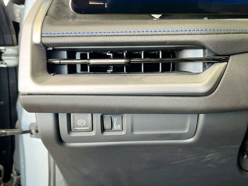 2025 Cadillac XT4 Sport