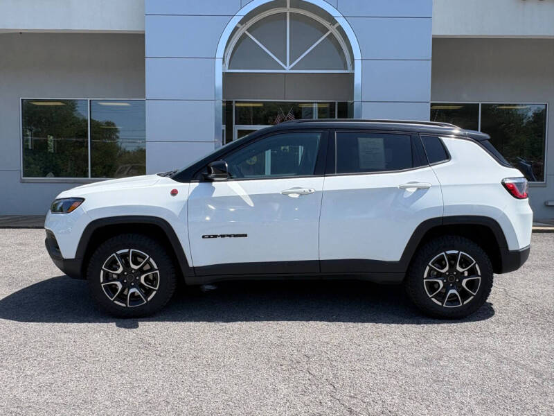 2025 Jeep Compass Trailhawk