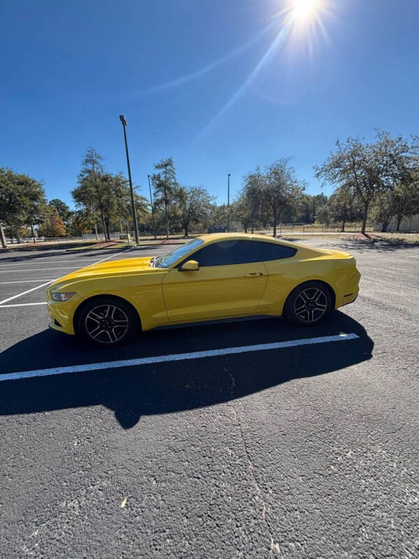 2016 Ford Mustang EcoBoost photo 5