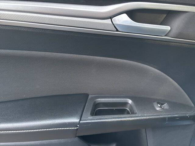 2019 Ford Fusion Hybrid SE