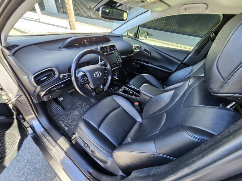 2021 Toyota Prius XLE