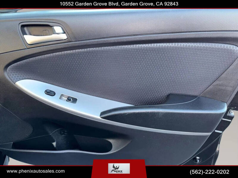 2015 Hyundai Accent Sport