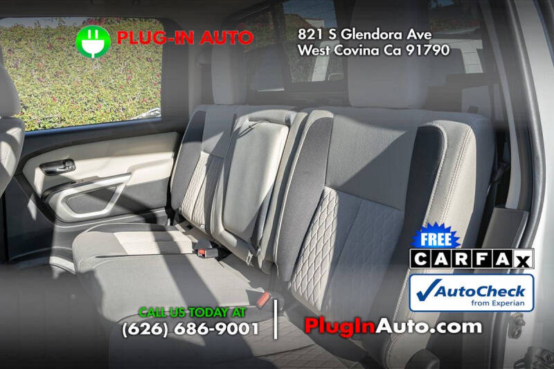 2024 Nissan Titan SV