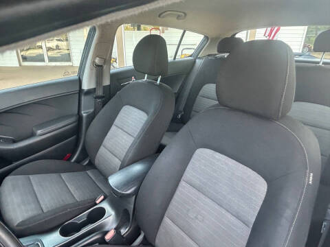 2016 Kia Forte5 LX