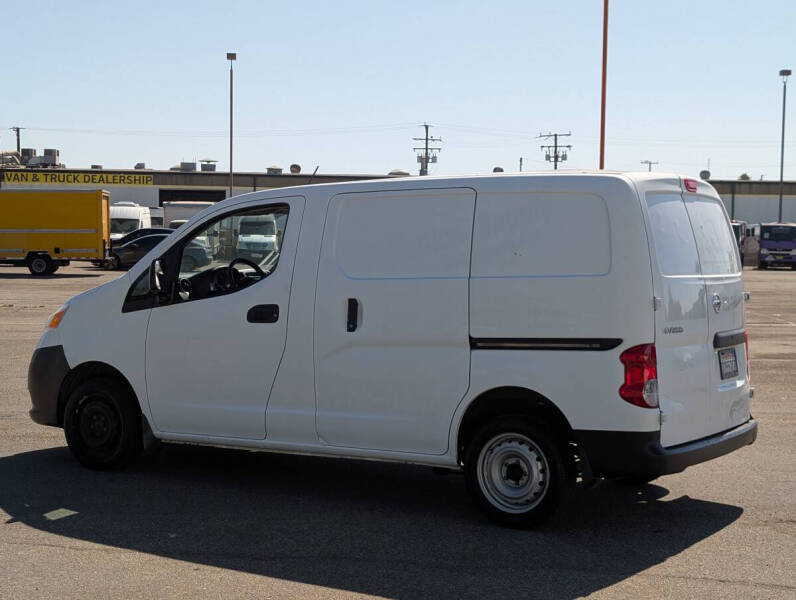 2015 Nissan NV200