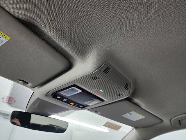 2025 Volkswagen Atlas SE 4Motion