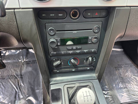 2007 Ford Mustang GT Deluxe