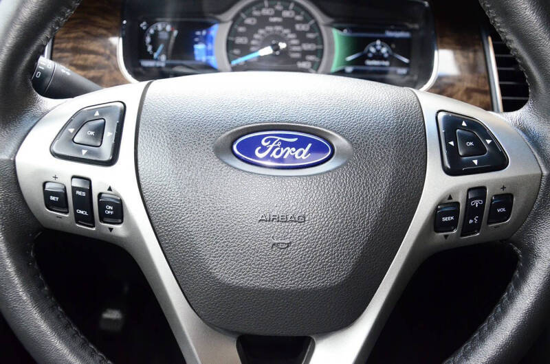 2019 Ford Taurus Limited