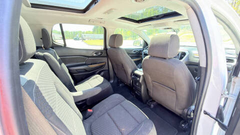 2017 GMC Acadia SLE-2