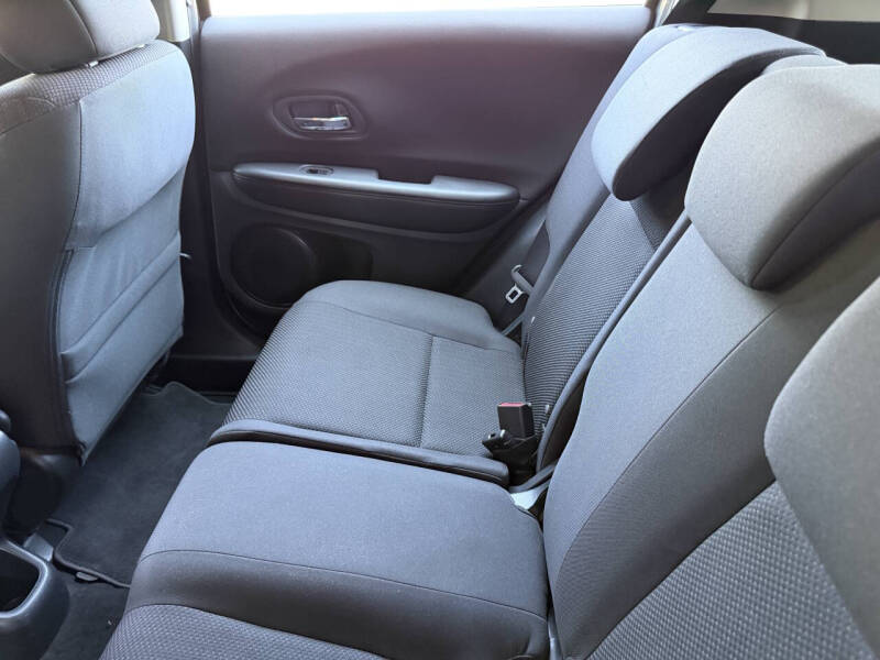 2016 Honda HR-V LX