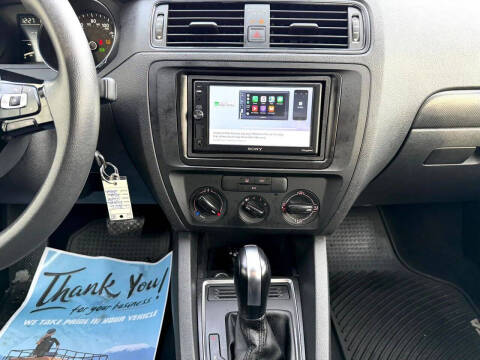 2016 Volkswagen Jetta