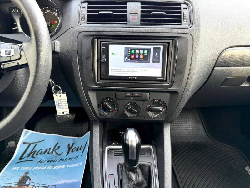 2016 Volkswagen Jetta