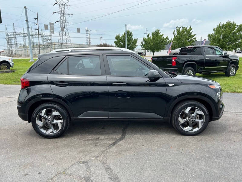 2021 Hyundai Venue SEL