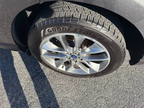 2018 Ford Edge Titanium