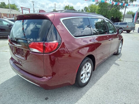 2018 Chrysler Pacifica Touring Plus