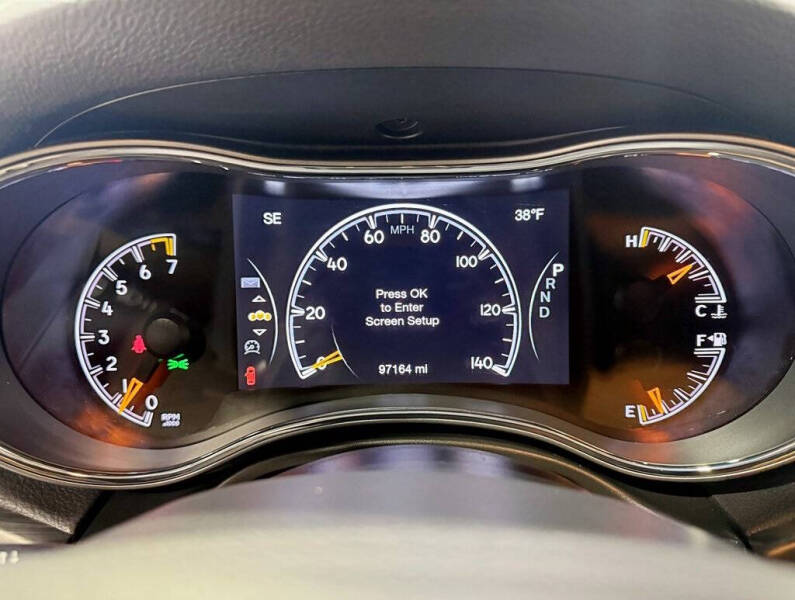 2019 Jeep Grand Cherokee Laredo E