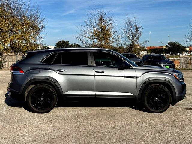 2025 Volkswagen Atlas Cross Sport SE