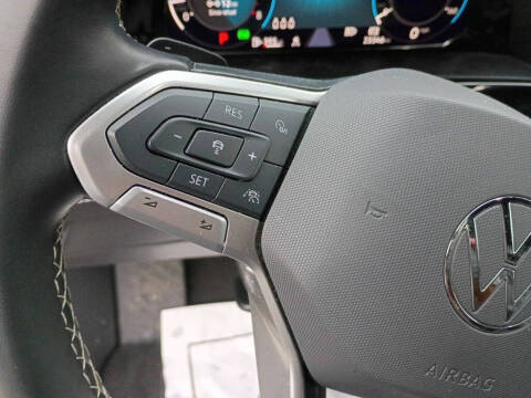 2025 Volkswagen Atlas Cross Sport SE 4Motion