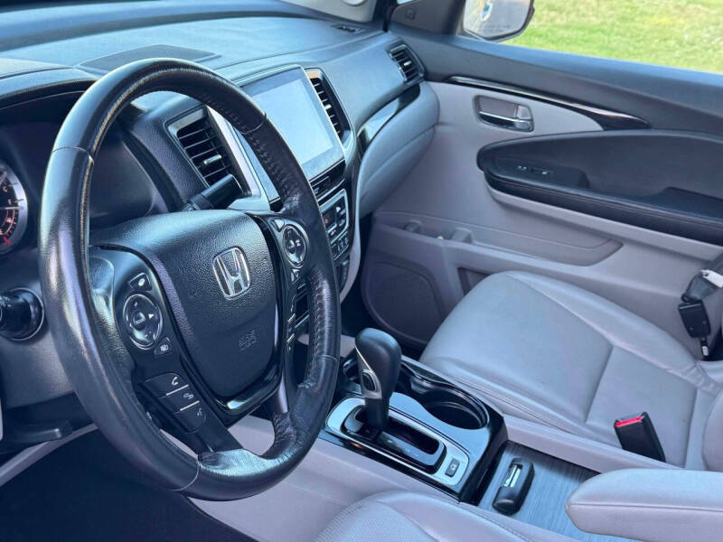 2017 Honda Ridgeline RTL-E