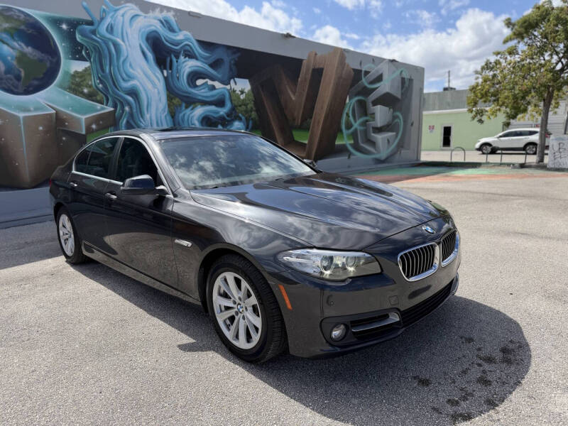 2015 BMW 5 Series 528i