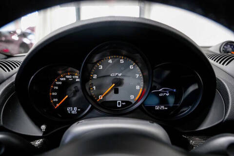 2020 Porsche 718 Cayman GT4