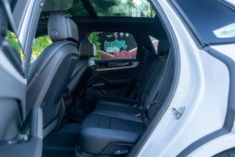 2025 Porsche Cayenne