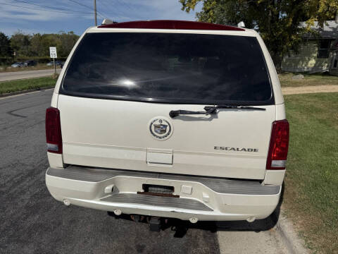 2004 Cadillac Escalade