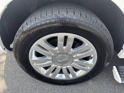 2013 Lincoln Navigator L