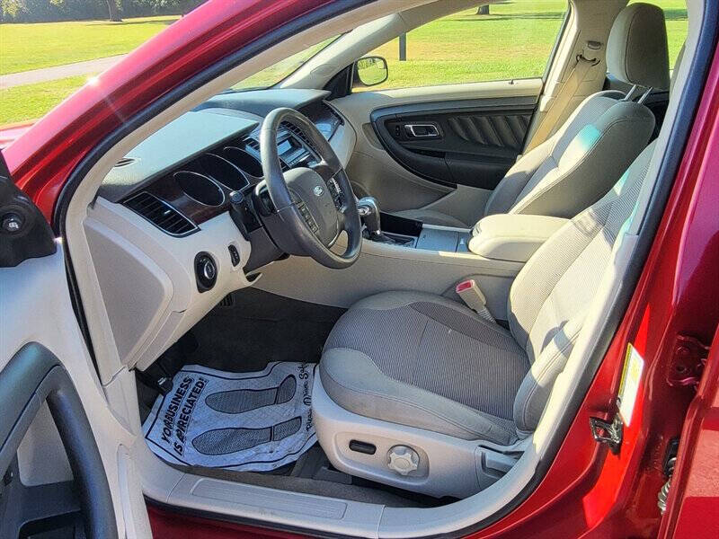 2012 Ford Taurus SEL