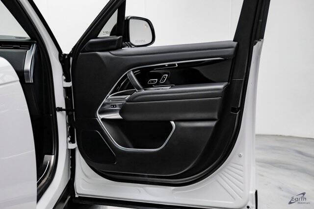 2024 Land Rover Range Rover P400 SE