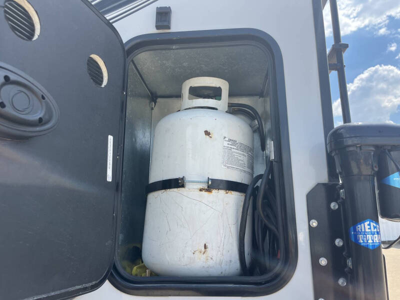 2020 Palomino BACKPACK EDITION