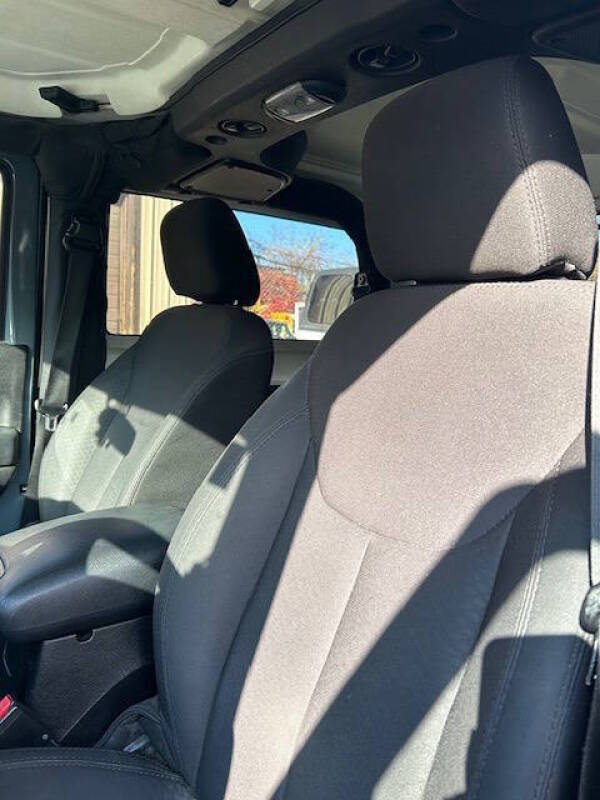 2015 Jeep Wrangler Sport