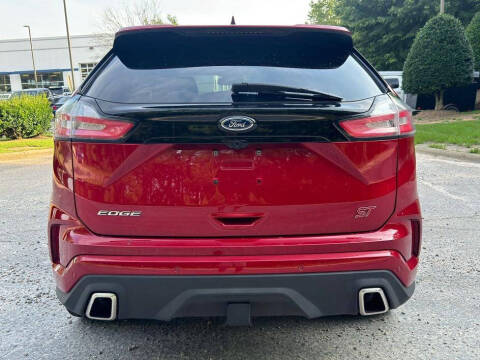 2020 Ford Edge ST