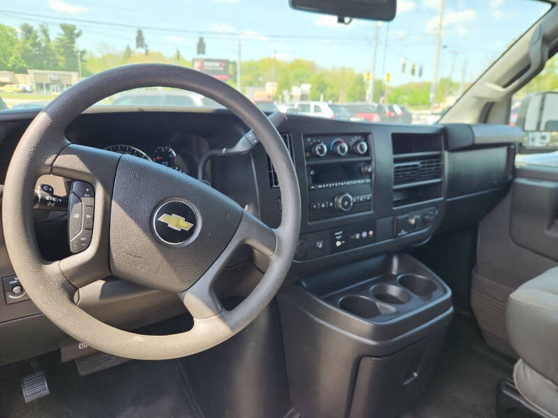 2017 Chevrolet Express LT 3500
