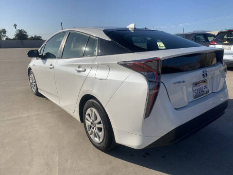 2017 Toyota Prius One