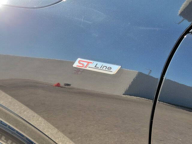 2023 Ford Escape ST-Line Select